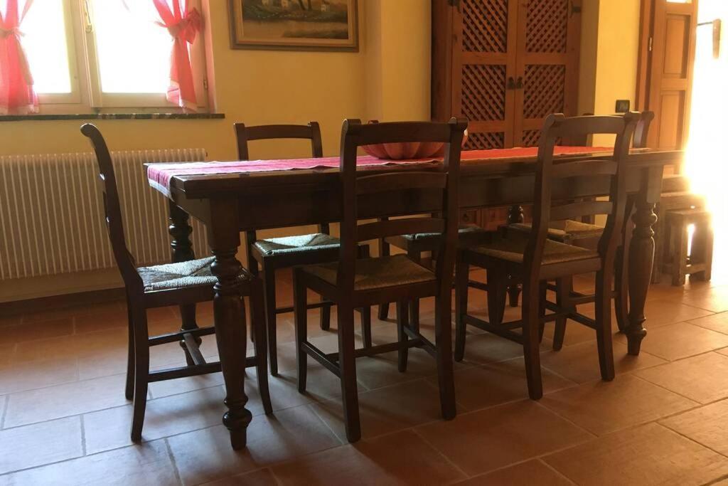 Casa A Schiera Fronte Lago Con Giardino Барчис Екстериор снимка