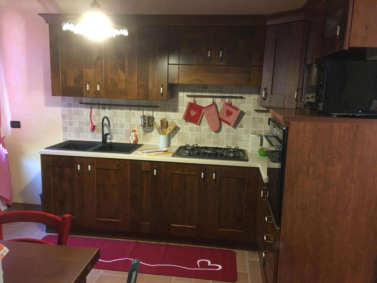 Casa A Schiera Fronte Lago Con Giardino Барчис Екстериор снимка